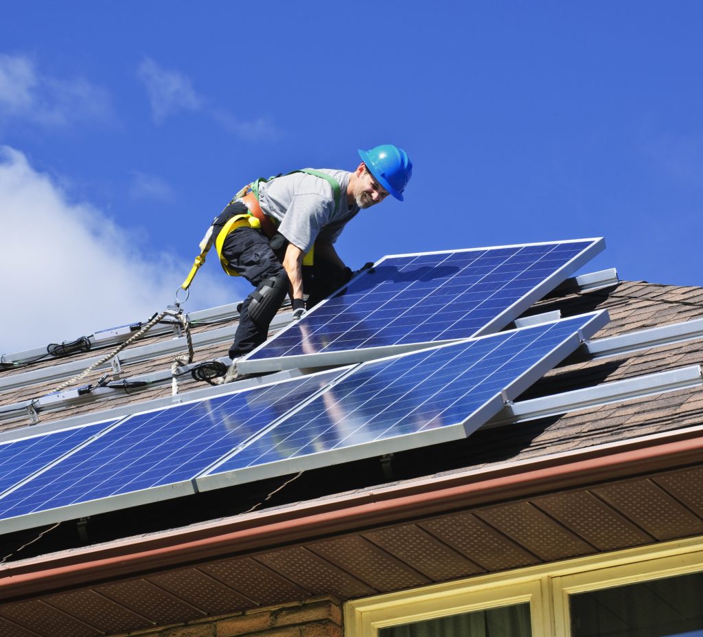 5 Questions to Ask Your Solar Contractor Before Having Panels Installed